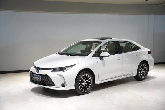 TOYOTA COROLLA 1.8 VVT-I HYBRID FLEX ALTIS PREMIUM CVT TOYOTA COROLLA 1.8 VVT-I HYBRID FLEX ALTIS PREMIUM CVT